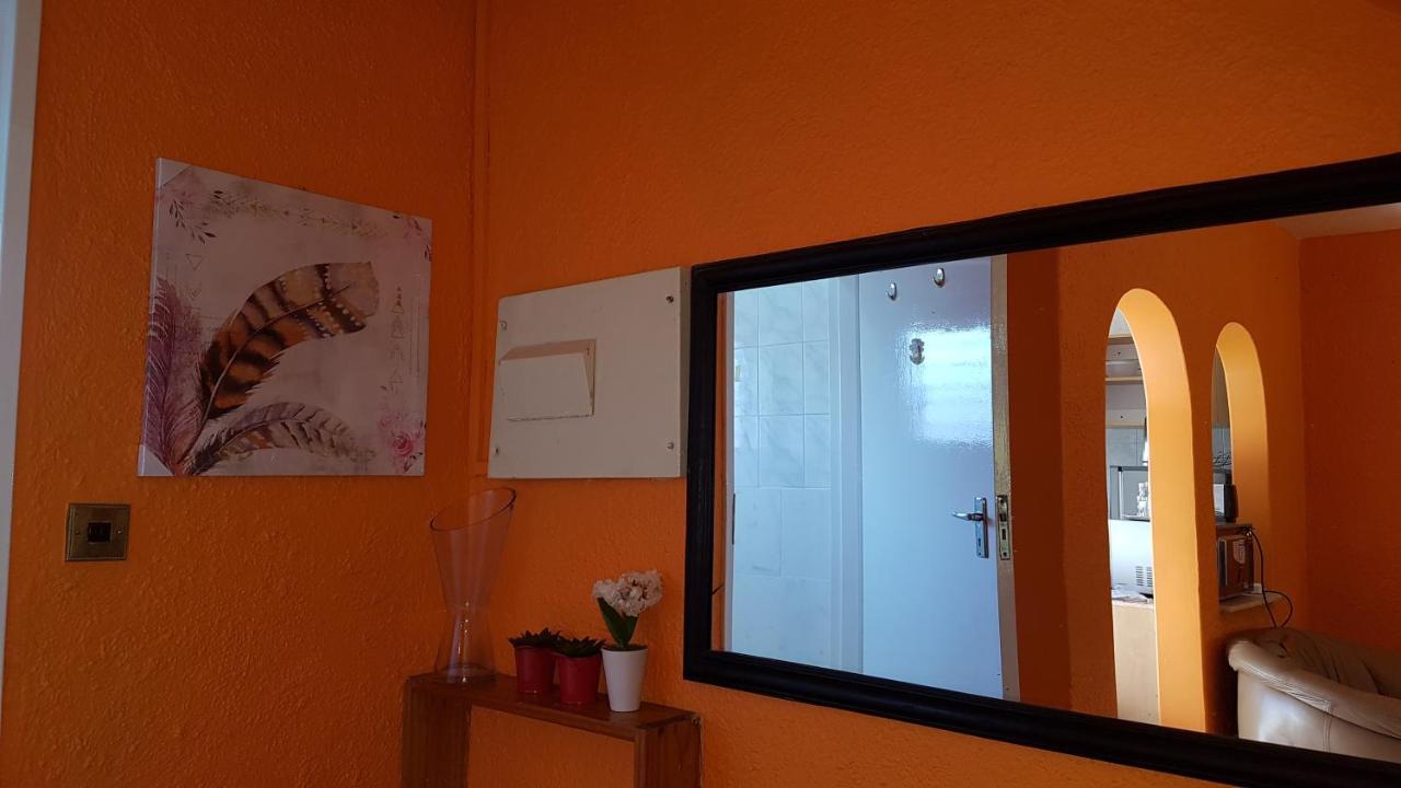 Lolo'S 1Bed Apt-Best Location-2Balconies 하라레 외부 사진