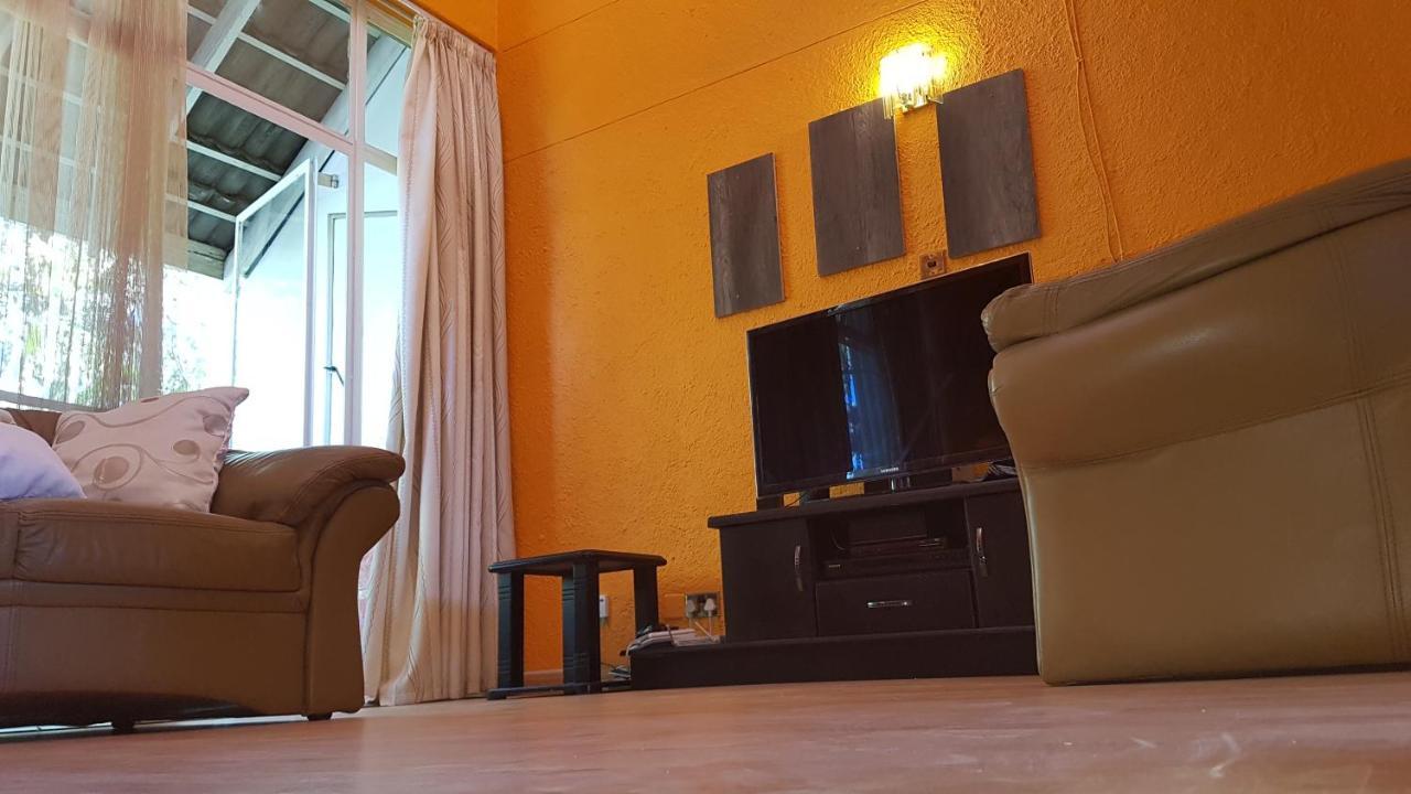 Lolo'S 1Bed Apt-Best Location-2Balconies 하라레 외부 사진